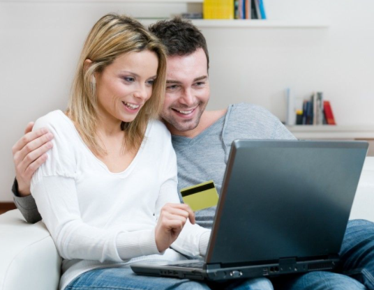 Reasons Why Online Shopping can be Better Than Offline (and can save you some money as well()
